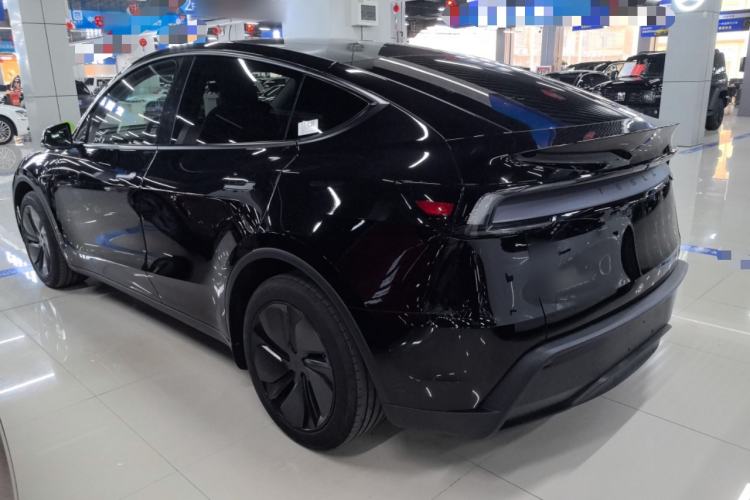 Used Tesla Model Y 2025 Rear-Wheel-Drive Version