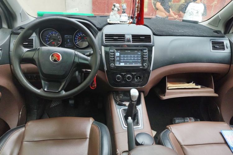 Used FORTHING Joyear X5 2016 1.6L Manual Luxury Edition

