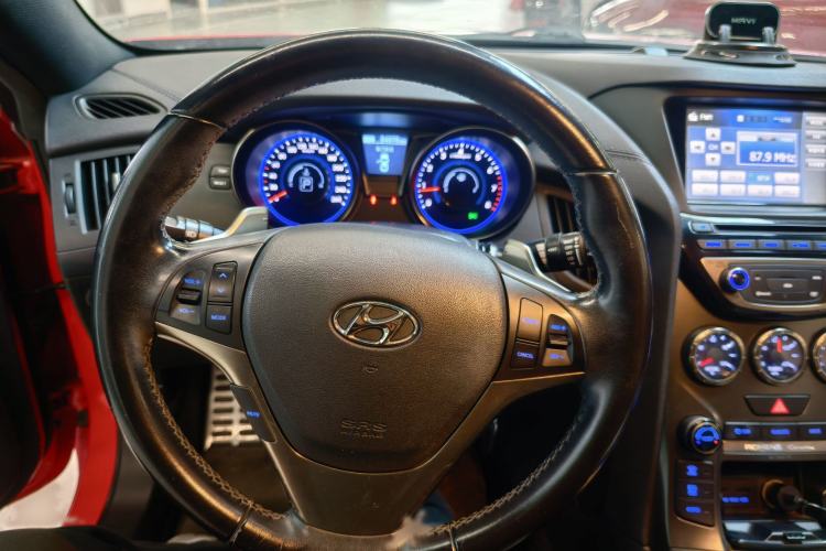 Used Hyundai Genesis Coupe 2012 2.0T Automatic Luxury Edition
