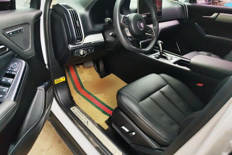 Used BYD Tang 2019 2.0T Automatic SmartConnect Luxury 7-Seater China VI Standard Driver Seat