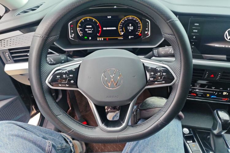 Used Volkswagen Passat 2024 380TSI Dragon Edition