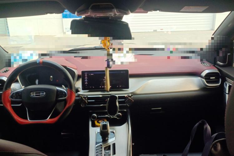 Used Geely Auto Coolray 2019 Sport Version 260T DCT Battle China VI Standard Center Console