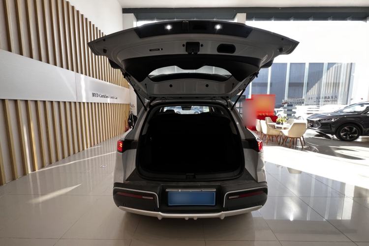 Used BYD Yuan UP 2025 Intelligent Driving Version 401 km Beyond-Range Edition Interior 4