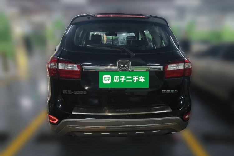 Used JMC Yusheng S350 2017 2.0T Automatic 2WD Diesel Luxury Version with Sunroof 7 Seats
