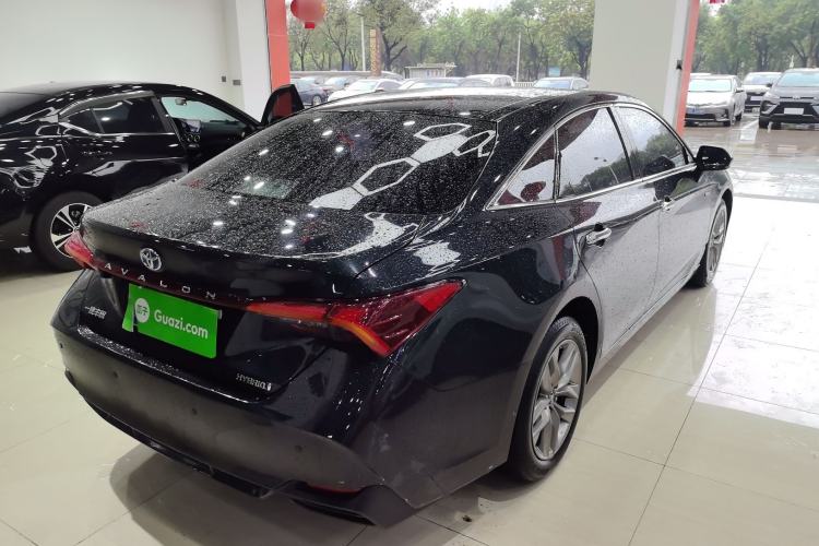 Used Toyota Avalon 2019 Dual-Engine 2.5L Luxury Edition China VI Standard
