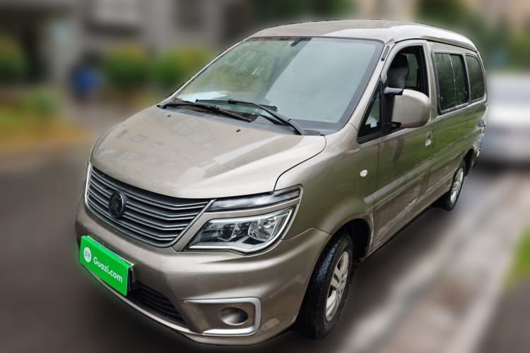 Used FORTHING Lingzhi 2022 M5 1.6L Practical Model 5 Seats