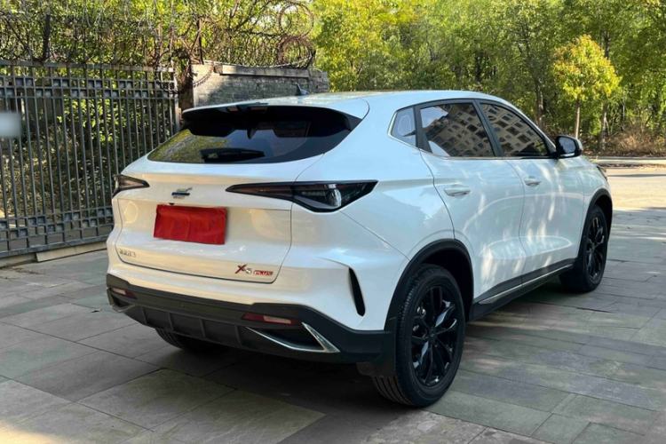 Used CHANGAN OSHAN X5 PLUS 2023 Revised 1.5T DCT Pioneer Edition
