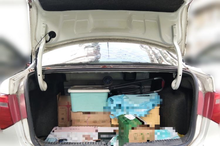 Used Volkswagen Jetta 2015 Value Edition 1.6L Automatic Comfort Version Trunk