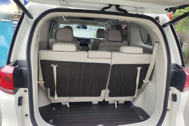 Used GAC Trumpchi M8 2018 320T Luxury Edition Trunk