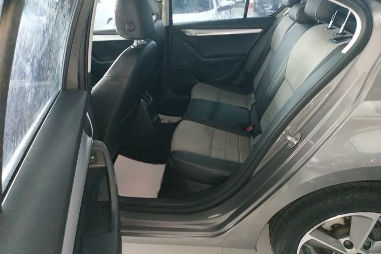 Used Skoda Octavia 2016 1.6L Automatic Chuanxing Edition