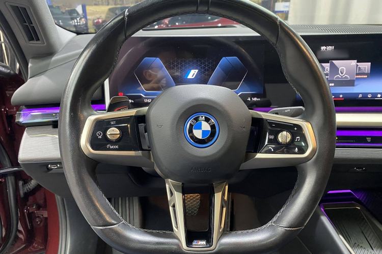 Used BMW i5 2024 eDrive 35L Luxury Model with M Sport Package
