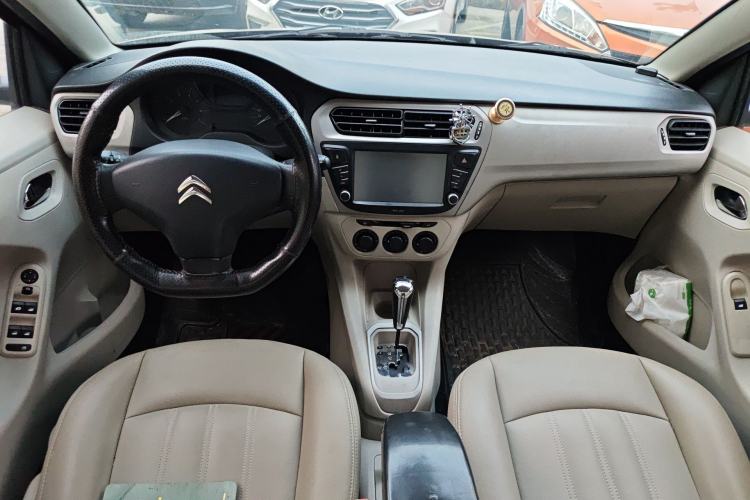 Used Citroen Elysee 2014 1.6L Automatic Fashion Model Center Console