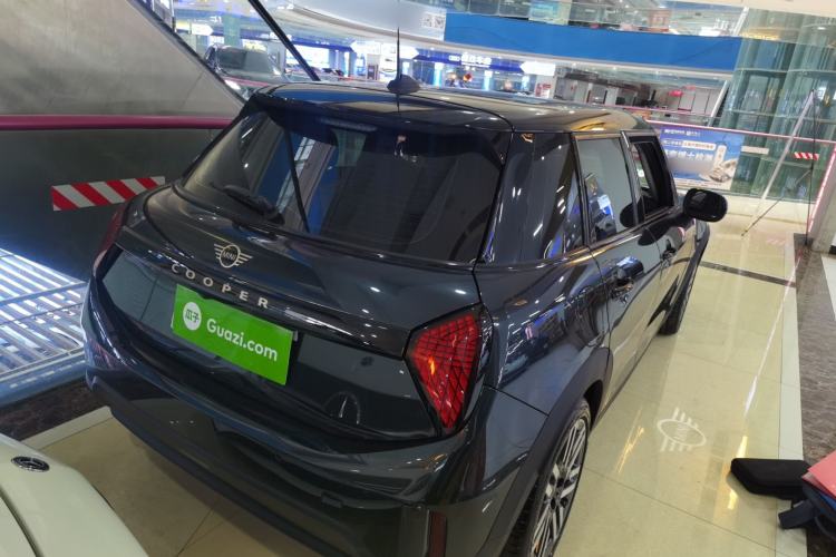 Used MINI MINI 2025 1.5T COOPER Classic Edition Five-Door Version