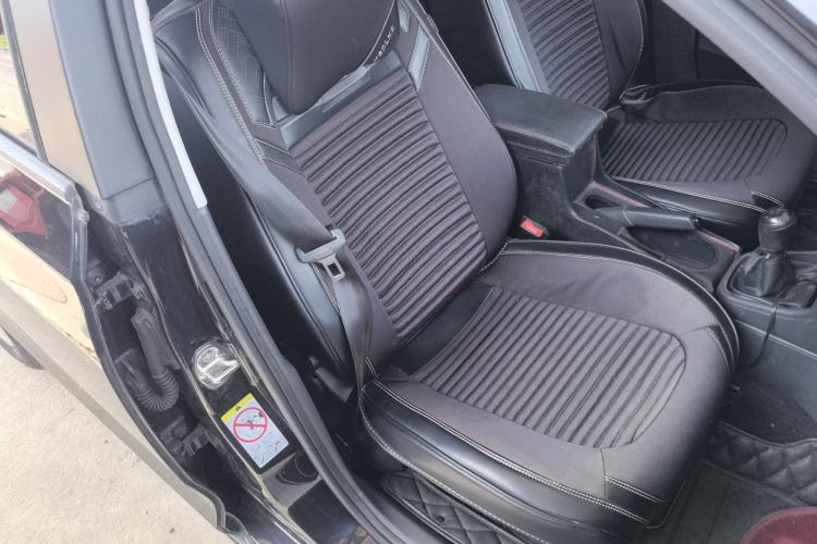 Used Volkswagen Santana 2015 1.6L Manual Fashion Edition Right Front Seat