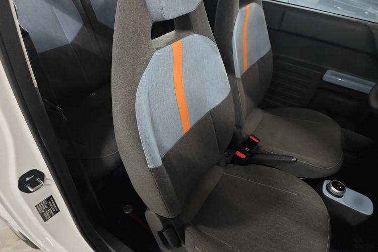 Used Geely Galaxy Panda 2024 Panda Mini 200km Endurance Bear
