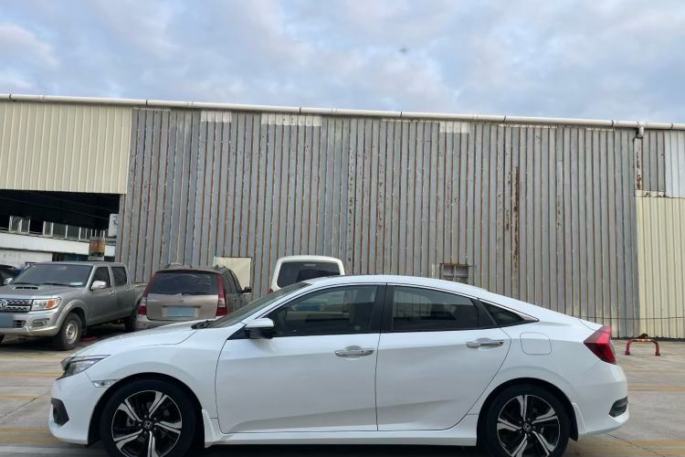 Used Honda Civic 2016 220TURBO CVT Prestige Edition