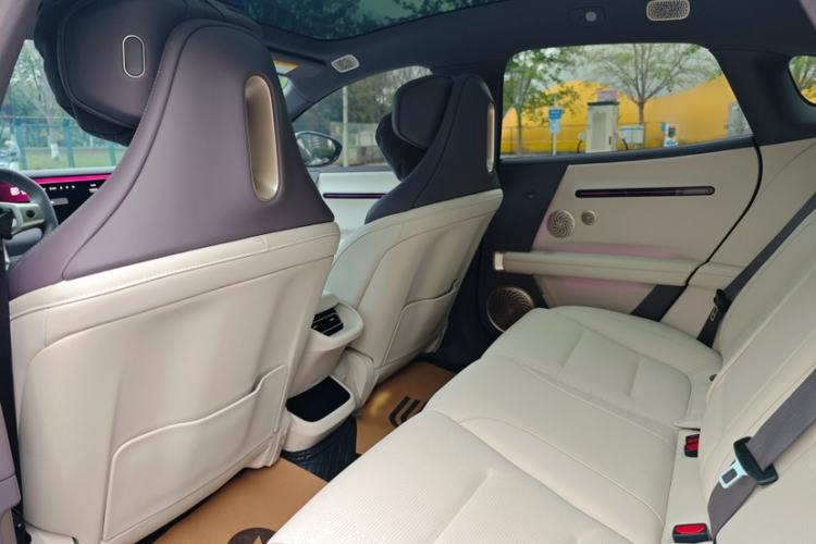 Used Avatr 06 2025 Pro Range-Extended Edition
