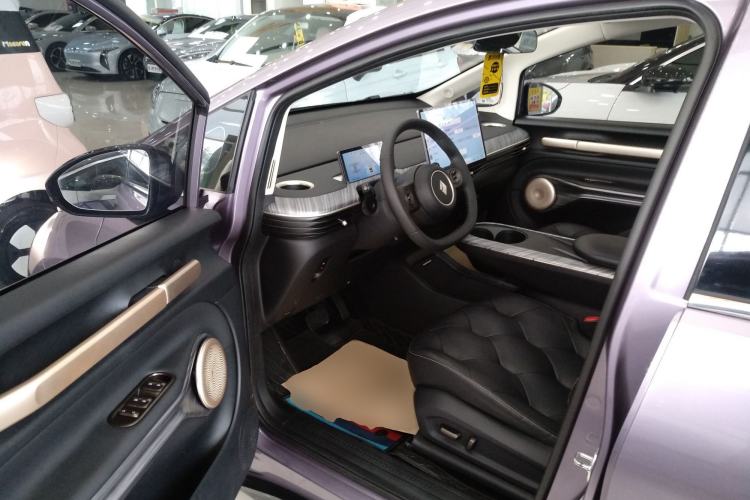 Used Baojun Cloud 2023 460 Max Left Front Seat