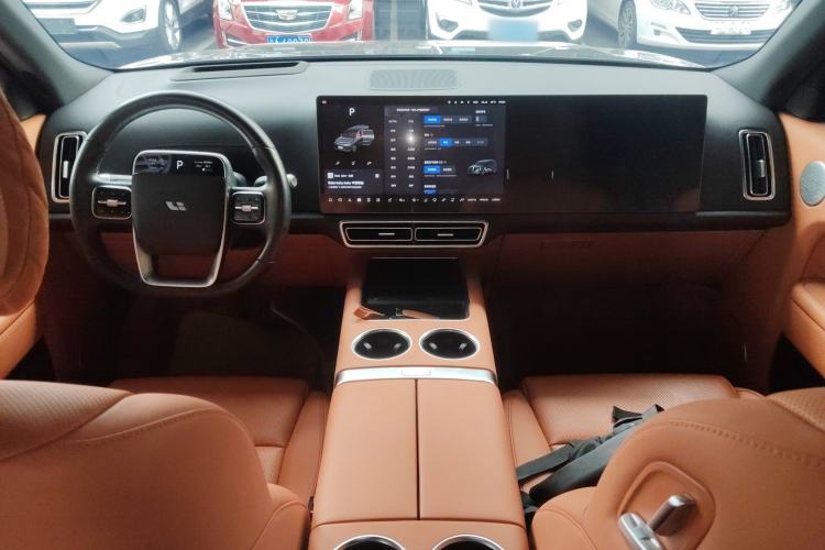 Used Li Auto L9 2024 Pro Model Center Console