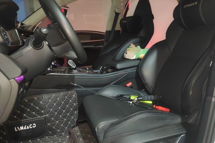 Used Lynk & Co 01 2021 2.0TD Two-Wheel-Drive Pro Trim Left Front Seat