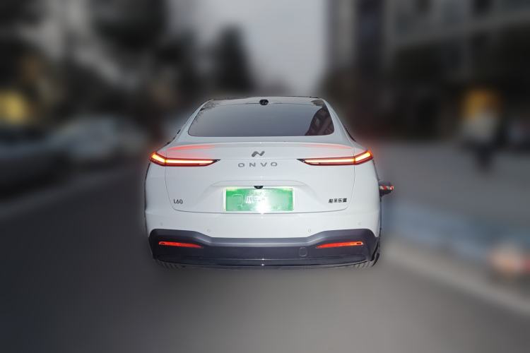 Used ONVO L60 2024 60 kWh Rear-Drive Version