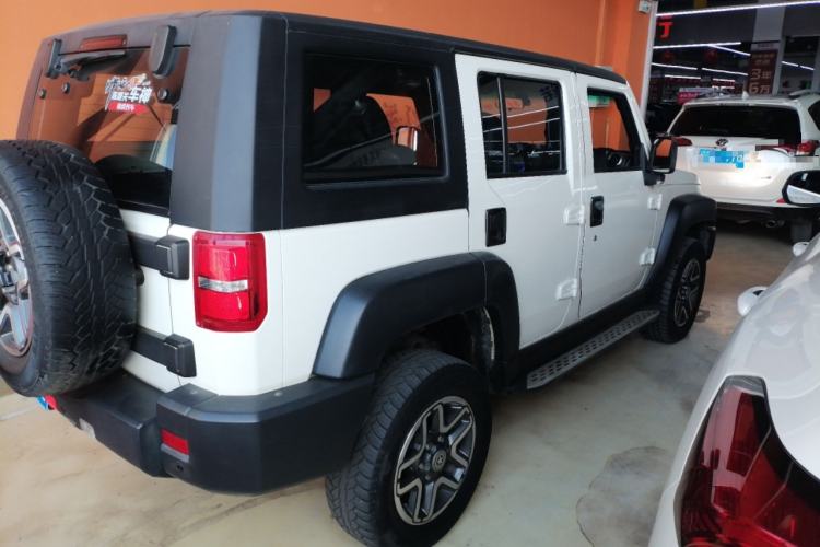 Used BAIC Off-Road BJ40 2016 40L 2.3T Automatic All-Wheel Drive Premium Edition