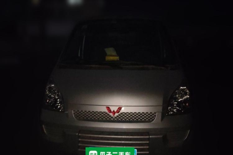 Used Wuling Rongguang 2011 1.2L Base Version
