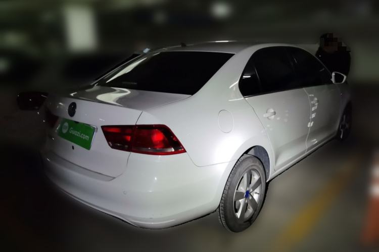 Used Volkswagen Santana 2015 1.6L Automatic Comfort Edition Rear Right 45 Deg