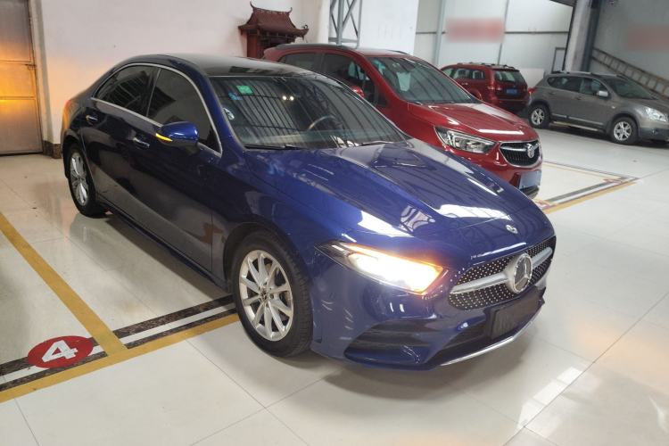 Used Mercedes-Benz A-Class 2020 Restyled A 200 L Sport Sedan Fashion Version
