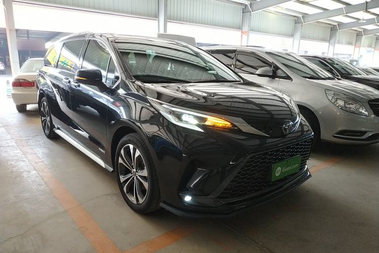 Used Toyota Granvia 2023 2.5L Hybrid Prestige PLUS Edition Exterior 1