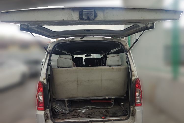 Used Wuling Rongguang 2011 1.2L Base Version
