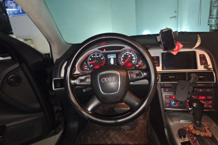 Used Audi A6L 2011 2.0 TFSI Automatic Standard Edition Steering Wheel