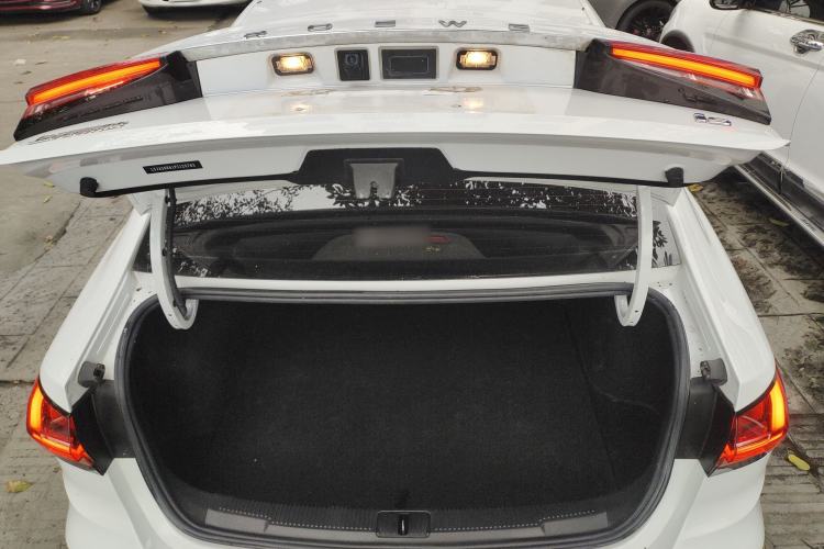 Used Roewe i5 2021 Revised Version 1.5L CVT Diamond Edition