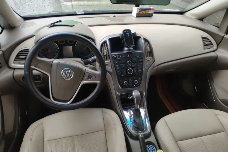 Used Buick GT 2010 GT 1.8L Automatic Luxury Edition
