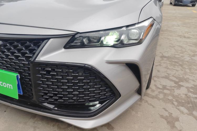 Used Toyota Avalon 2019 2.5L Touring Premium Version China VI Standard