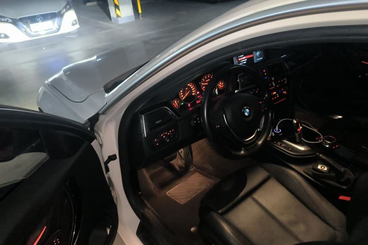 Used BMW 3 Series 2019 320Li Fashion Model
