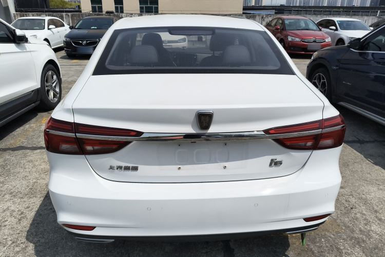 Used Roewe i6 2020 PLUS 1.6L Manual 4G Connect Glory Flagship Edition