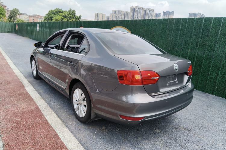 Used Volkswagen Sagitar 2014 Revised Version 1.6L Automatic Comfort Edition
