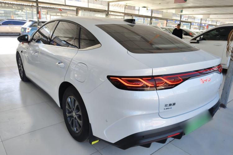 Used BYD Qin L 2025 DM-i Smart Drive 80KM Leading Model Rear Left 45 Deg