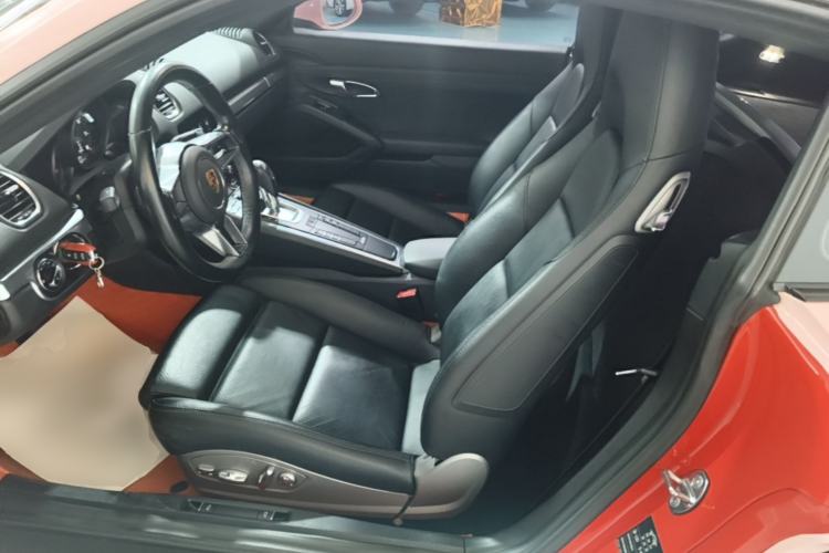 Used Porsche 718 2016 Cayman 2.0T Left Rear Seat