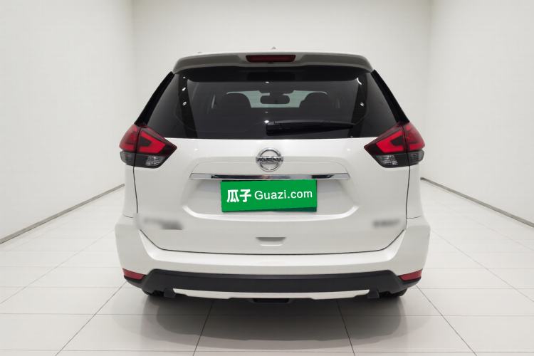 Used Nissan X-Trail 2022 Revised Version 2.0L Two-Wheel Drive Smart Connect Premium Edition Exterior 4