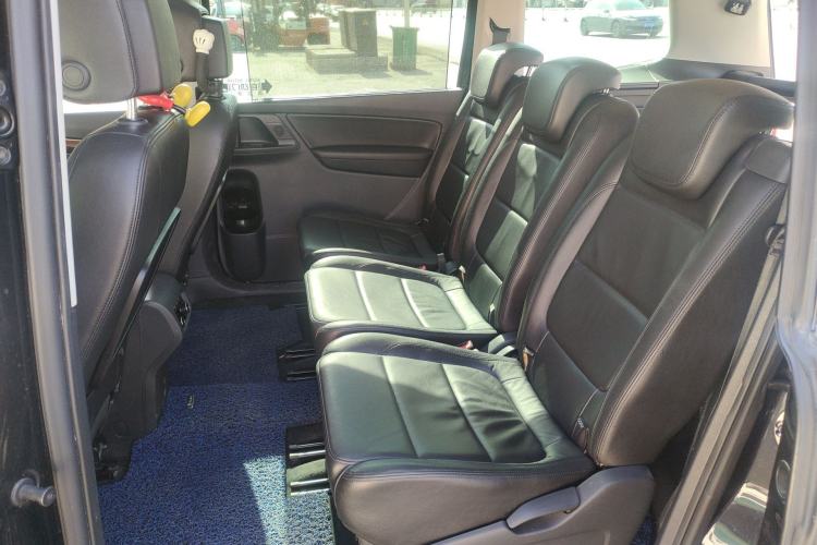 Used Volkswagen Sharan 2014 2.0 TSI Comfort Model