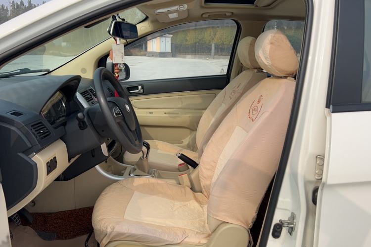 Used BAIC Senova D20 2015 Hatchback 1.5L Manual Leshang Version
