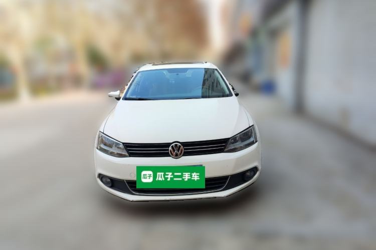 Used Volkswagen Sagitar 2014 Revised Version 1.6L Manual Leading Edition Front