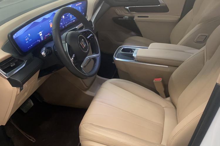 Used Buick Century 2023 2.0T Seven-Seater Deluxe Edition
