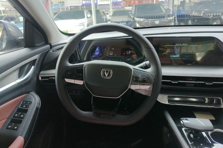 Used CHANGAN Eado 2025 PLUS 1.4T Dual-Clutch High-Energy Version Steering Wheel
