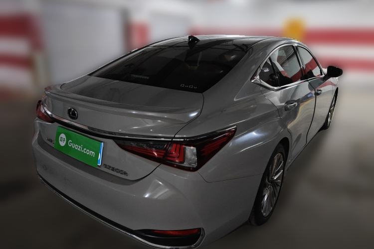 Used Lexus ES 2018 300h Executive Version China V Standard