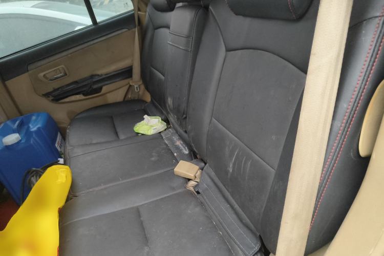 Used Haval H5 Classic 2011 European-style Version Green Quiet 2.0T Automatic 2WD Comfort Model
