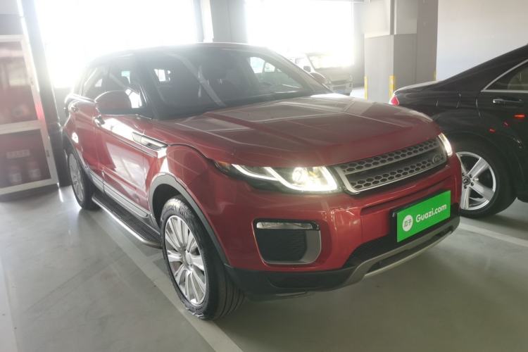 Used Land Rover Range Evoque 2016 2.0T SE Smart Glow Edition Front Right 45 Deg