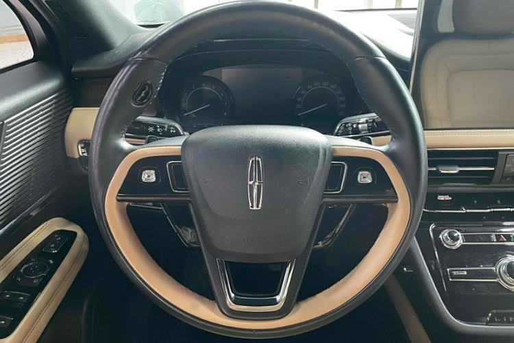 Used Lincoln Corsair 2021 2.0T Two-Wheel-Drive Luxury Edition